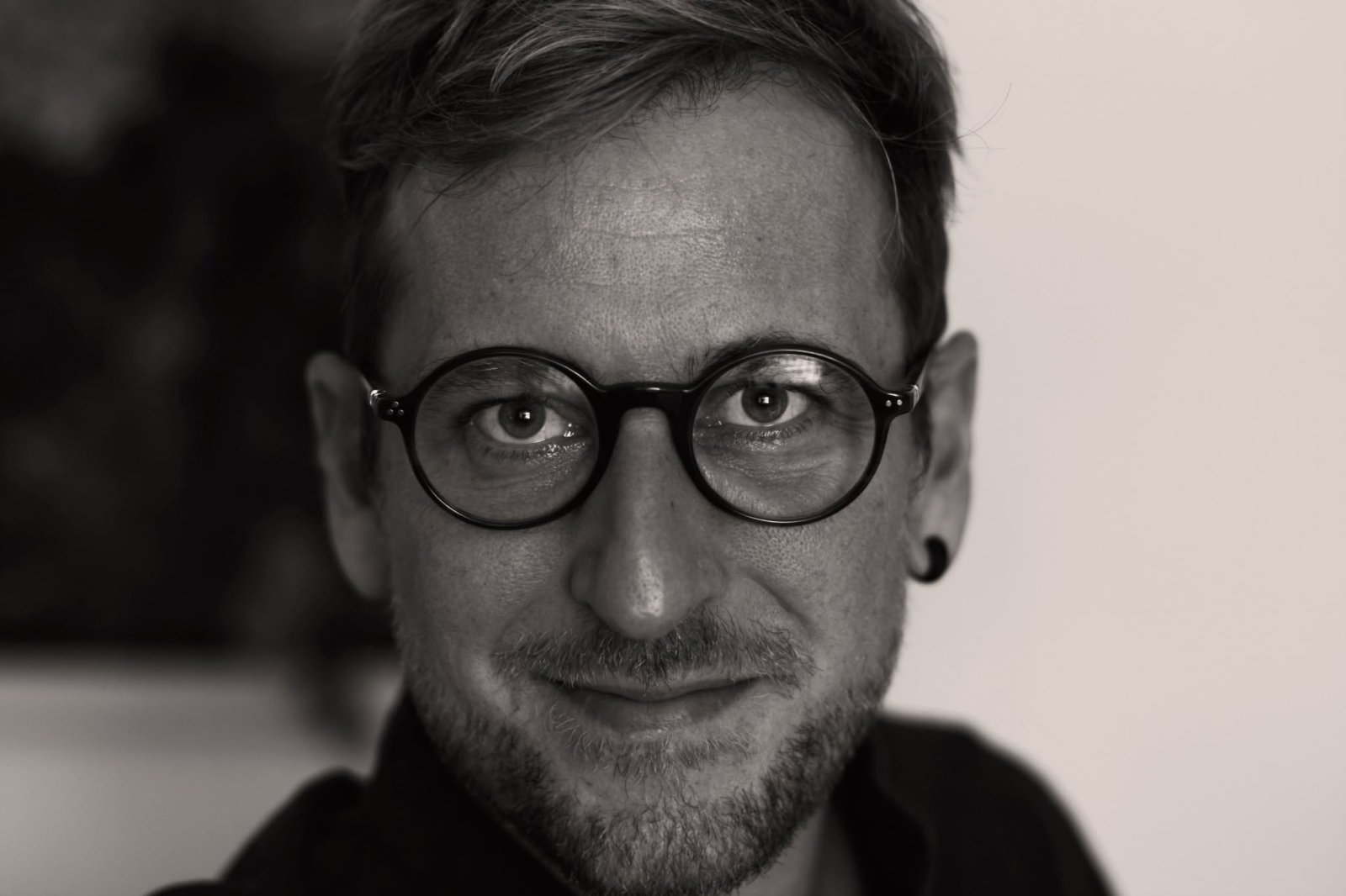Marco Angelini, ritratto.